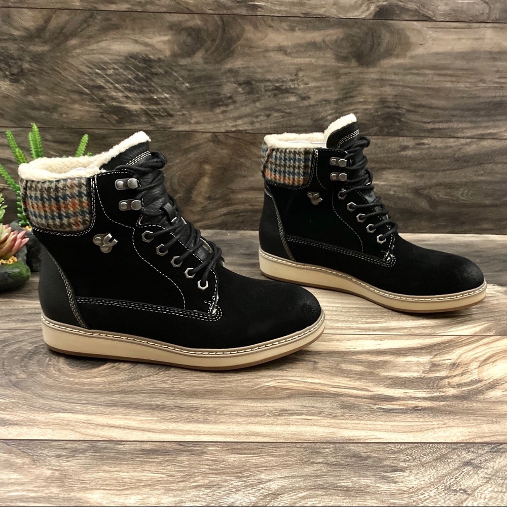 NIB White Mountain Theo Faux Shearling Lined Boot - Picture 6 of 14